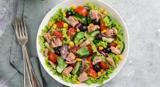 Ensalada mediterrÃ¡nea con atÃºn Real